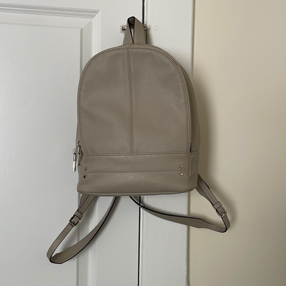 Zara mini Backpack - Picture 2 of 2